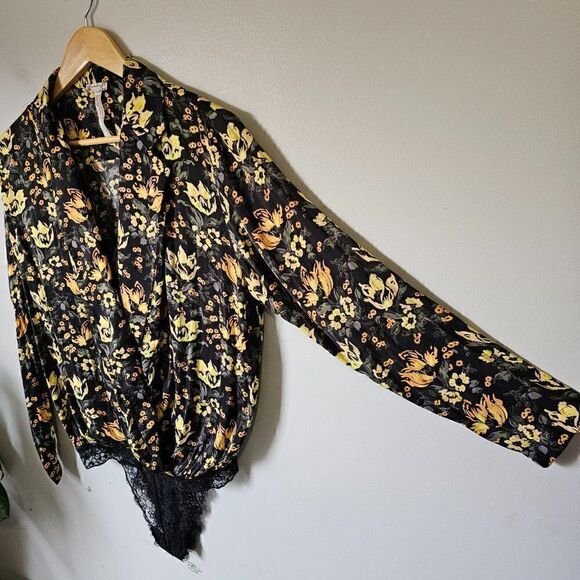 NWOT FREE PEOPLE FLORAL DEEP V SURPLICE LONG SLEEVES BODYSUIT TOP SIZE XS - Picture 2 of 14